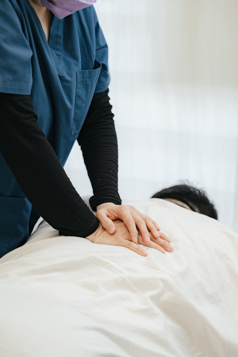 Canadian Western TCM Clinic|加西中医诊所列治文店